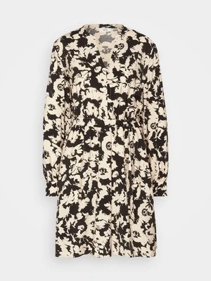 Sukienka koszulowa JDY