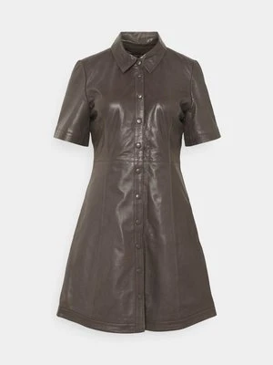 Sukienka koszulowa Just Female