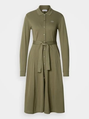 Sukienka koszulowa Lacoste