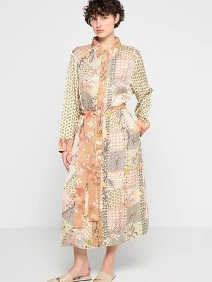 Sukienka koszulowa Marc Cain