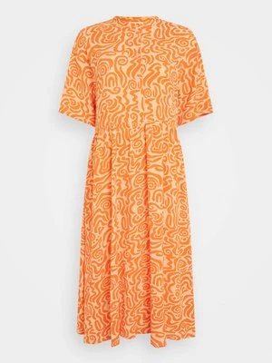 Sukienka koszulowa Monki