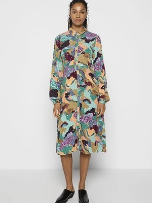 Sukienka koszulowa Numph