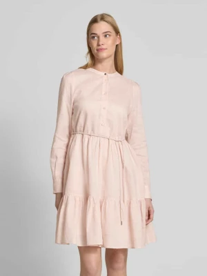 Sukienka koszulowa o długości do kolan z listwą guzikową i wiązanym paskiem Boss Orange