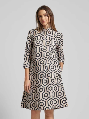 Sukienka koszulowa o długości do kolan ze wzorem na całej powierzchni Christian Berg Woman