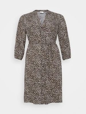 Sukienka koszulowa ONLY Carmakoma