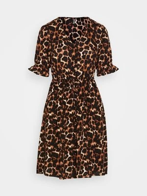 Sukienka koszulowa Pieces