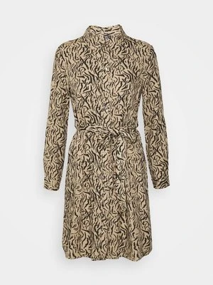 Sukienka koszulowa Pieces Petite