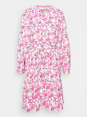 Sukienka koszulowa Selected Femme