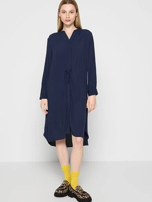 Sukienka koszulowa Selected Femme