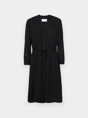 Sukienka koszulowa Selected