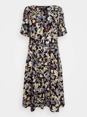 Sukienka koszulowa Soaked in Luxury