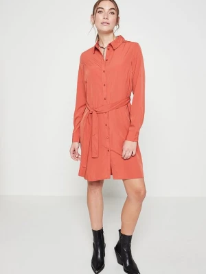 Sukienka koszulowa Vero Moda czerwony