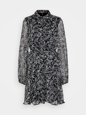 Sukienka koszulowa Vero Moda Tall