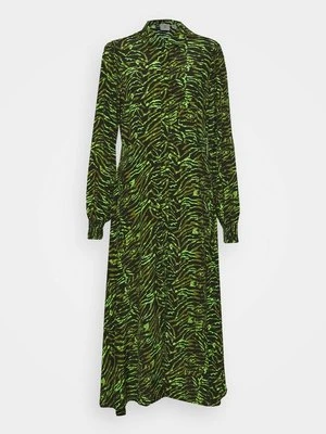 Sukienka koszulowa YAS