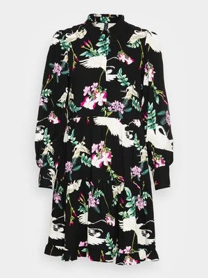 Sukienka koszulowa YAS