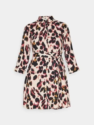 Sukienka koszulowa YAS