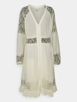 Sukienka koszulowa YAS Tall