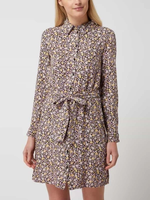 Sukienka koszulowa z kwiatowym wzorem model ‘Kaitlyn’ Pieces