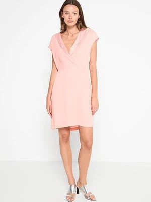 Sukienka letnia Armani Exchange jasnoróżowy