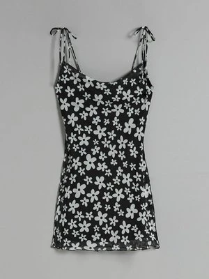 Sukienka letnia Bershka