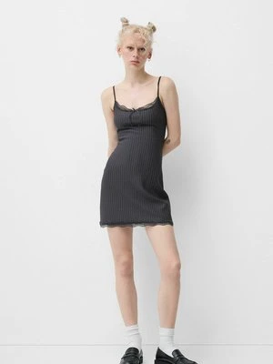 Sukienka letnia Bershka