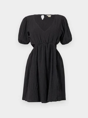 Sukienka letnia Billabong