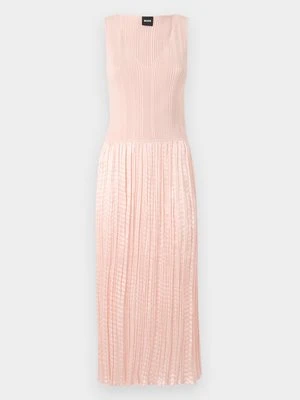 Sukienka letnia Boss