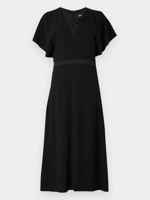 Sukienka letnia Boss