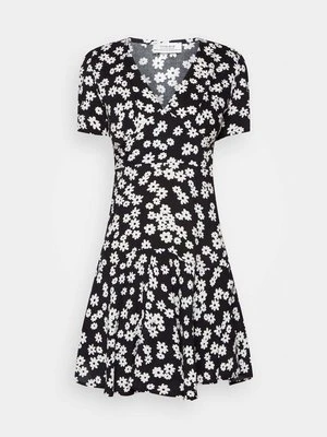 Sukienka letnia Chiquelle