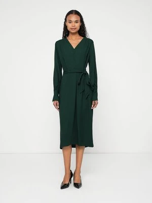 Sukienka letnia closed