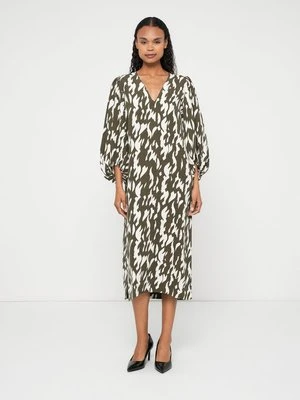 Sukienka letnia closed