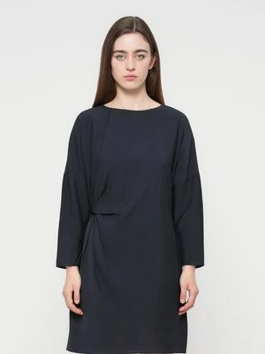 Sukienka letnia closed