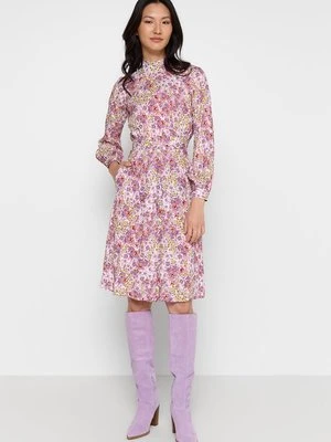 Sukienka letnia Closet