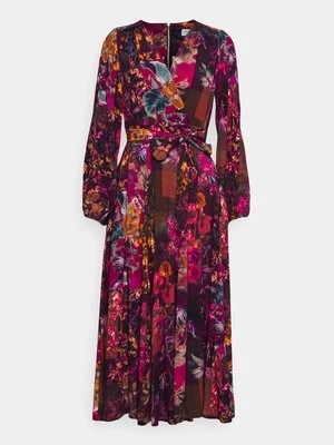 Sukienka letnia Closet