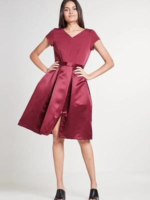 Sukienka letnia Closet