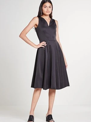 Sukienka letnia Closet