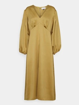 Sukienka letnia Closet