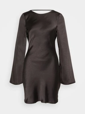 Sukienka letnia Gina Tricot