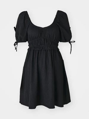 Sukienka letnia Gina Tricot