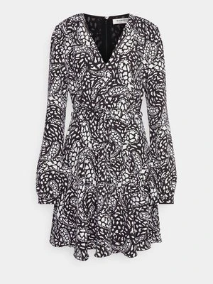 Sukienka letnia Glamorous Tall