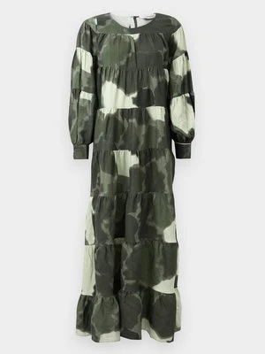 Sukienka letnia Helmstedt