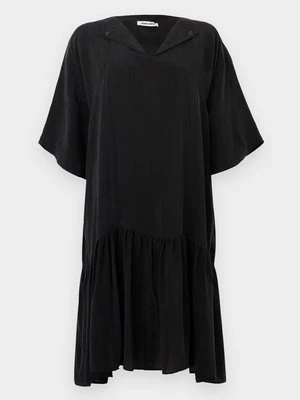 Sukienka letnia Henrik Vibskov