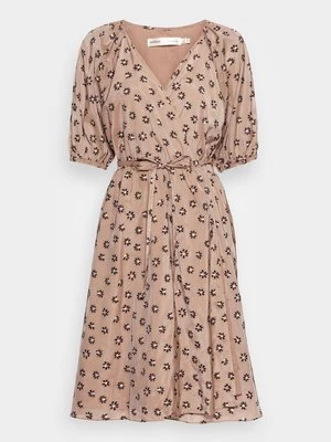 Sukienka letnia InWear