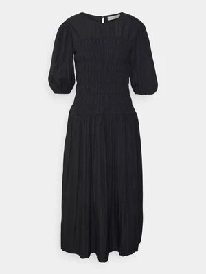 Sukienka letnia InWear