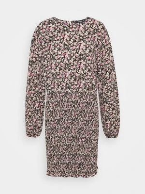 Sukienka letnia Missguided