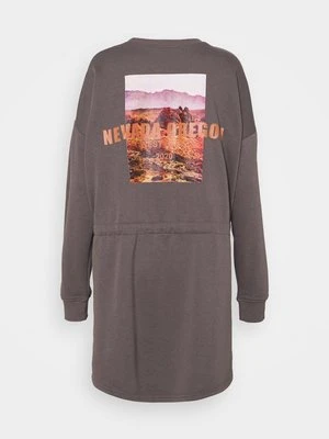 Sukienka letnia Missguided