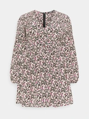 Sukienka letnia Missguided Plus