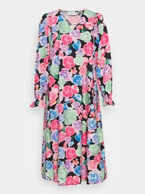 Sukienka letnia Moves