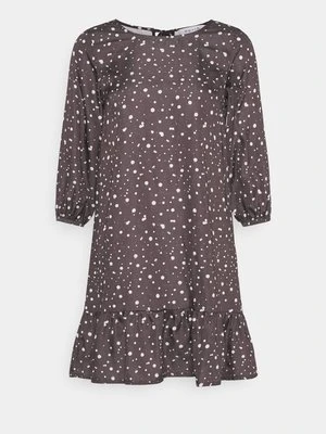 Sukienka letnia NU-IN