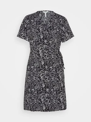 Sukienka letnia Object